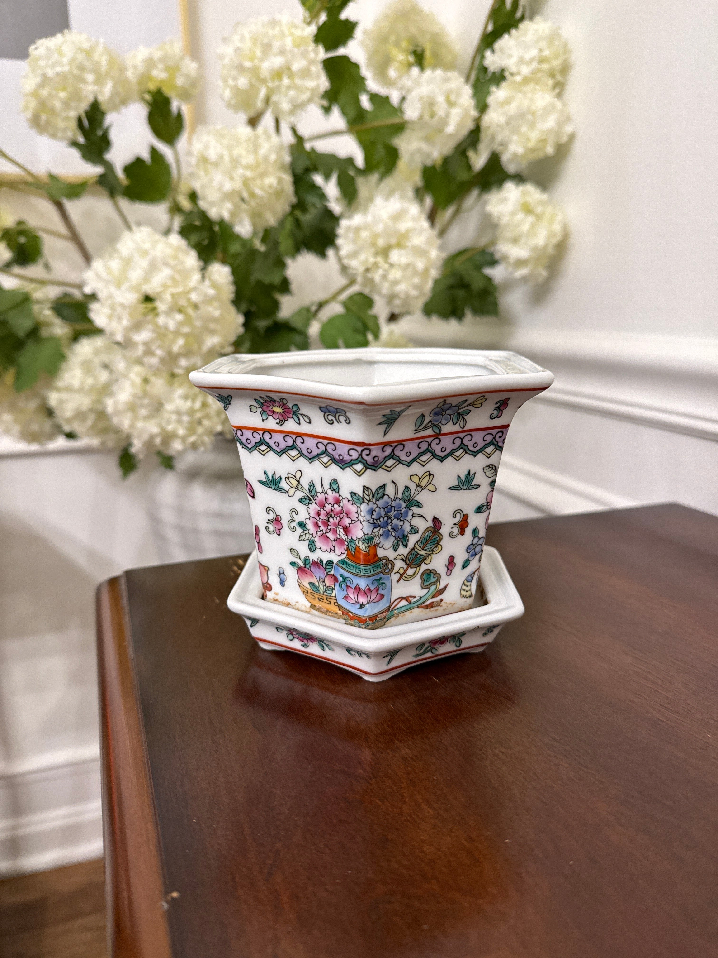 Vintage Bombay Famille Rose Style Planter with Underplate